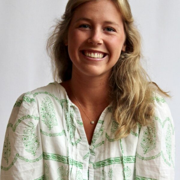 Mary Curles